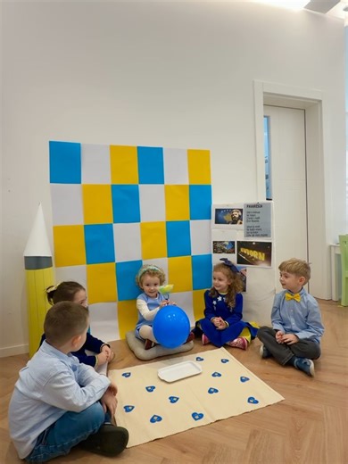 Learning Tree Kosova on Instagram: "Sot, përmes buzëqeshjeve dhe gëzimit të fëmijëve, festojmë Pavarësinë 🇽🇰."