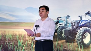 LOVOL Intelligent Tractor Manufacturing Base Officially Launched ! 🏭 776 acres | RMB 3 billion investment 🔩 100,000 high-horsepower tractors/year ⚙️ 1 every 4 minutes, powered by 5G industrial internet 🌍 Dealers from over 10 countries joined us to witness history in the making. It’s the birth of China’s most advanced intelligent tractor factory，a milestone in China’s push toward high-end, smart agricultural machinery for the world. 🎬 Watch now — and follow us for the upcoming deep dive into 