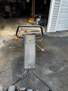 John Deere 220