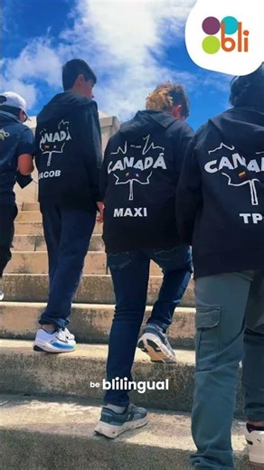 🍁🚌 Exploring Canada’s capital city – Ottawa! 🇨🇦📚