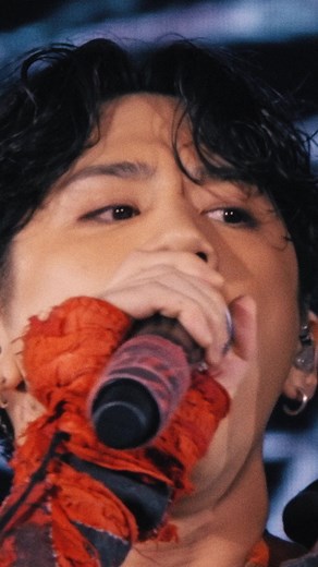 Wonder [Official Short Clip from "Luxury Disease" JAPAN TOUR] https://youtube.com/shorts/mc8usXHKsFU 11/15発売DVD, BD予約はこちら https://oor.lnk.to/LD_DVDBD #ONEOKROCK #LUXURYDISEASE #tour | ONE OK ROCK