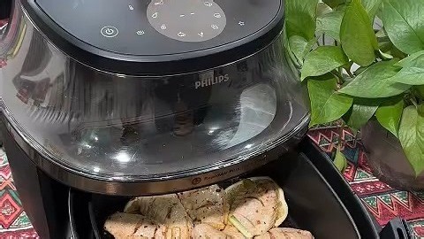 飞利浦（PHILIPS）【国家补贴】海星5系全景天窗可视免翻面空气炸锅6.2L大容量智能触控立体热风无油 NA332 圣诞礼物 (1)