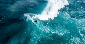 Big Wave Surf Training: 4 Tips to improve your winter surfing game