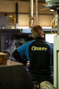Inside Quaife: Episode 11 ⚙️ Ever wondered how your Quaife differential or gearbox is made with such precision? With our fleet of CNC machines, we redefine the boundaries of what’s possible in the field of mechanical precision engineering. #Quaife #Motorsport #LSD #Differential #Gearbox #Transmission #Engineering #BritishMade #ATB #CNC #Machining | Quaife Engineering