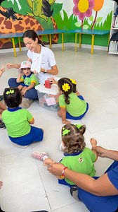 37K views · 21K reactions | Las canciones divertidas son un buen método para presentar los números y sus nombres a los niños más pequeños. Reconocen los numerales y los asocian con formas parecidas  | Jardin Columbia | Facebook
