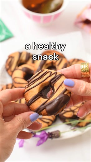 Carine Claudepierre on Instagram: "NO Eggs, NO Dairy, NO Gluten🙏Comment 'COOKIE' and I'll DM you the recipe for these Fudge Stripe Cookies are easy, healthy cookies made with just 5 ingredients, but no eggs, no dairy, no gluten, for a crunchy texture. . full recipe on my website and linked in biofull recipe on my website and linked in bio#handmade: https://www.theconsciousplantkitchen.com/fudge-stripe-cookies/ . #stripecookies #healthybaking #healthyrecipes #healthybakes #glutenfree #glutenfree