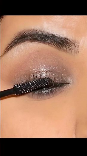 Smudging before Smoking Creates The Most Stunning Makeup Look!