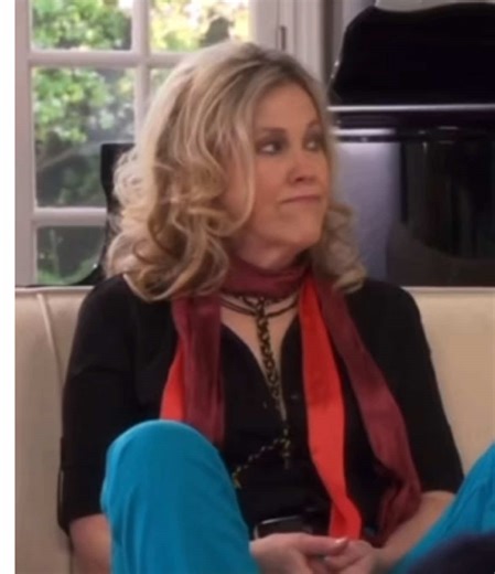 Larry David's Humor in Curbed Enthusiasm Clips