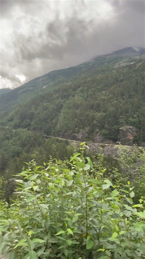 See that railroad line in Alaska wilderness!