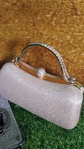 Stylish Formal Handbags for Women: The Perfect Clutch
