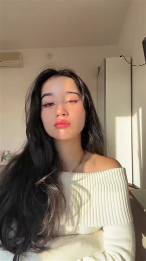 Asian Girls Makeup Tutorial by Tengku Bella