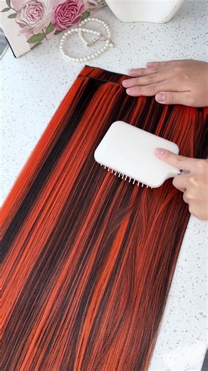 Orange Highlight Natural Hairstyle for Halloween