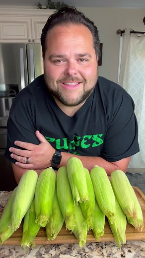 3.2K views · 41 reactions | Corn on the Cobb season is right around the corner, here’s a little cooking hack to make a whole bunch at one time! Cooler Corn #kitchenhacks #coolercorn #cornonthecob #cornhack #cookingathome #cookingreels #foodvlogger #cookinghacks | The Godfather of Meat | Facebook