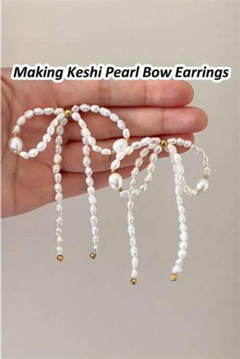 Spring colors are finally here—what jewelry are you wearing with them? Finally get to show off my neck, collarbones, wrists... basically everything that's been covered up all winter 🌸 Been waiting months to bring out my pearl bow earrings again. Super cute with a feminine dress... but with a leather jacket? I’m all about that soft girl meets punk mix. How are you styling them? #pearlearrings #keshipearls #pearljewelry #pearlaccessories #pearls #elegantjewelry #bowjewelry #earringmaking #pearlsv