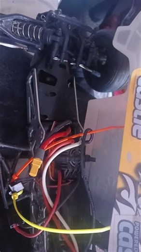 this is my rc car vortex brushless castle motor waterproof servo and reciever I'm gonna run a lil