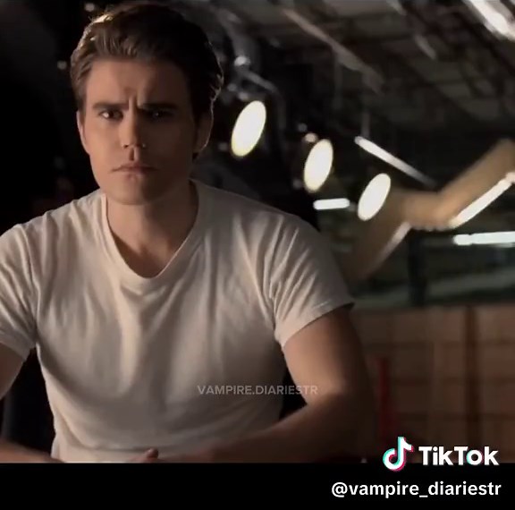 Behind the Scenes Drama with Paul Wesley & Kat Graham | Vampire Diaries Director Reveals Secrets