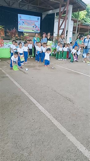 7 comments | Airplane game.. #fbreelsfypシ゚viralfbreelsfypシ゚viral | Florencia Becada Auxtero | Facebook