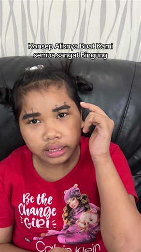 Tutorial Kreatif: Alis Unik dengan Cicak