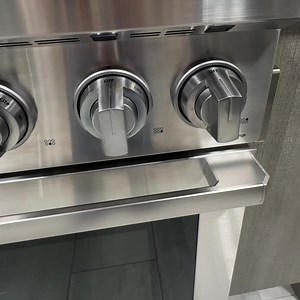 Elevate your kitchen with Dacor luxury kitchen appliances from Grand Appliance. Fast-delivery and hassle-free installation. Grand Appliance experts make appliance shopping easy. | Grand Appliance and TV