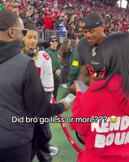 Unc needs ChalkBoard 😭 (via @NFL)