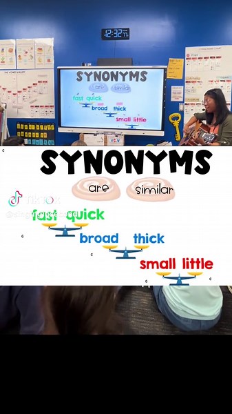 Synonyms are similar! 👯‍♀️ Song slides & easy chords 🎶 Slides available in my TPT 👩🏻‍💻 #teachersoftiktok #teacher #teacherlife #teaching #teach