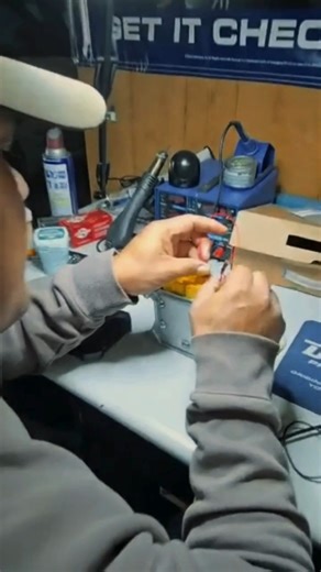 AUTO RX on Instagram: "⚡ Keep your car running smoothly with expert electrical diagnostics & repairs! From battery checks to advanced programming, we’ve got you covered. Drive with confidence knowing your vehicle is in safe hands. 🚘✨ ¿Can’t you come to our workshop? 💥we offer convenient home services💥 ☎️+1 (919) 337-5285 📍105 hickory avenue Sanford NC 27330 . #cars #repair #AutoProgramming #programming #KeyProgramming #AC #CarEnthusiast #electromechanical #autos #autoshop #automovil #diagnos