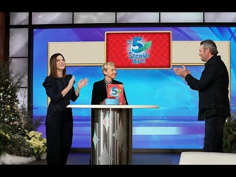 Sandra Bullock & Blake Shelton Play '5 Second Rule'
