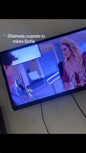 Humorous Reactions to Sofía's Disguise