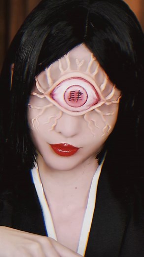 Kleiner Pixel on Instagram: "Nakime cosplay for Halloween? 👹 #halloween #halloweenmakeup #cosplay #demonslayer"