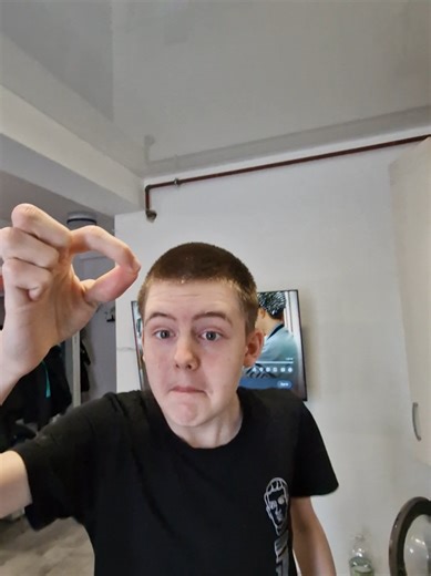 Maxim began to lock the door to his room again.#makslegenda #recommended #rec #videoviral