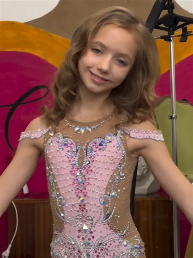 Stunning Color Mixture Transition in Art