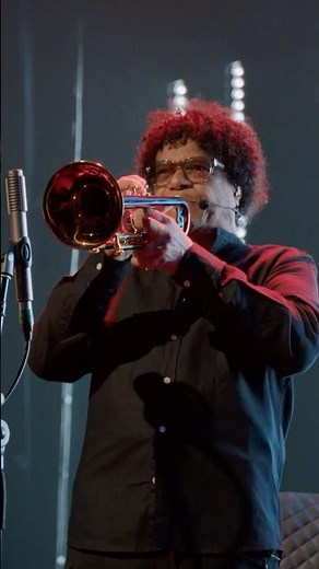 Money’s Too Tight (To Mention) - Live in Santiago 💰 #SimplyRed