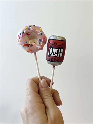 The Simpsons #thesimpsons #duff #beer #cakepops #fyp