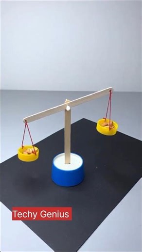 Math Activity - Comparing big and small, heavy and light