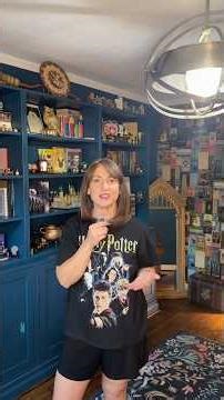 Harry Potter Collection/Bookshelf Tour! 📚