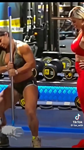 Anatoly pranks girls in the Gym💀🤯 | Geography Clips