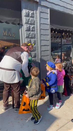Elementary School downtown merchants visit | Cafe Max - Culver, Indiana