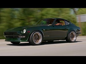 V8 Powered '72 Datsun 240Z Killing Tires [4K]