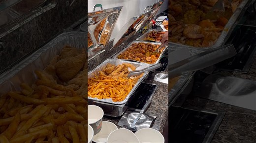 I visit the very best seafood buffet at Fiery Crab