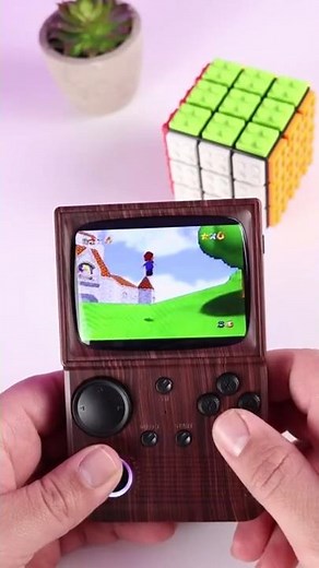 Pocket-Sized Gaming Time Machine | R36T