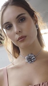 23 reactions | Destaca tu elegancia con los collares de plata de Ilaria, perfectos para cada ocasión. | Ilaria Perú | Facebook