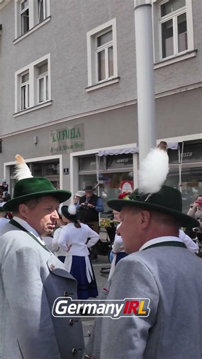 🎉 The Parade That Had Everyone Stopping in Their Tracks - Maidult Regensburg 2026⚡Mini #Oktoberfest