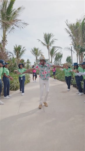 Ready for the sip sip? 🍹 Your VIP peek at the Royal Beach Club Paradise Island ribbon cutting is here. Join Das Quay for the celebration and meet the team behind the ultimate beach day. 🏝️ 📍Royal Beach Club Paradise Island, opening December 23 in Nassau, Bahamas | Royal Caribbean