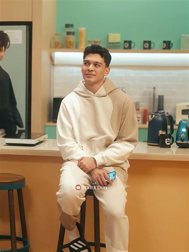 XO, Kitty || Stella & Q || Side Eye 👀 #shorts #xokitty #q #mooncovey #minho #kitty #covey #dae