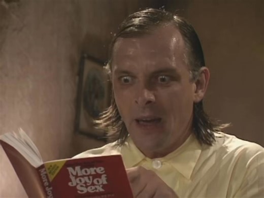 Bottom director Ed Bye explains to Talking Bottom how he had to cut Richie’s premature ejaculation from a scene. “I think I need to change my pyjama bottoms!” | Talking Bottom