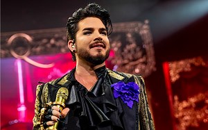 Queen and Adam Lambert The Show Must Go On (live in Vancouver）