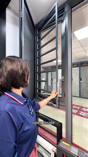 Sophia from the Showroom on TikTok