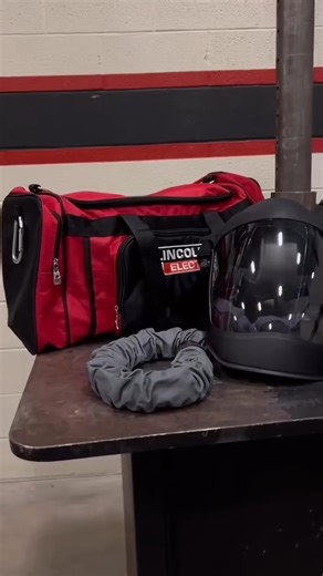 OMNIShield XC and XCF PAPR are ideal for welders who need a lightweight yet durable face shield that provides maximum protection: https://lered.info/3r3YIdH #WeldRed #WeldRedNation | Lincoln Electric