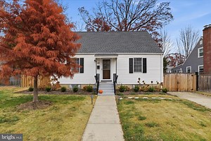 2209 S Culpeper St, Arlington, VA 22206 - MLS VAAR2066472 - Coldwell Banker