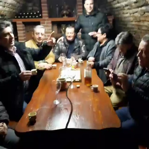 53K views · 1.7K reactions | Moment inedit cu Nicolae Mureșan și prietenii, in cramă, la Rătești-Beltiug! TRECUI ASEARĂ PRIN CODRU Azi, 5 octombrie, de la ora 13.00, suntem pe Tradițional Tv, LA POPASUL DORULUI RELUARE, luni și vineri, de la ora 18.00! | Ovidiu Purdea-Somes Oficial | Facebook